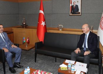 TBMM İçişleri Komisyonu Başkanı Soylu, Azerbaycan'ın Ankara Büyükelçisi Memmedov'u kabul etti