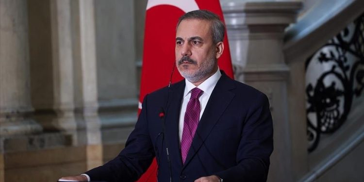 Fidan, Suudi Arabistanlı mevkidaşı ve UNRWA Genel Komiseri ile telefonda görüştü