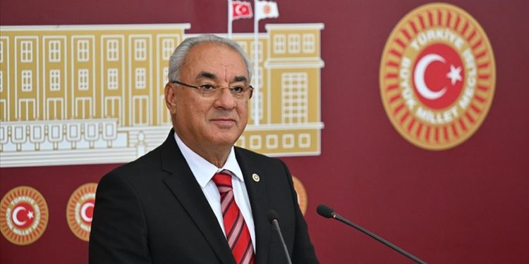 AK Parti ve DSP kurmaylarının görüşmeleri önümüzdeki günlerde başlayacak