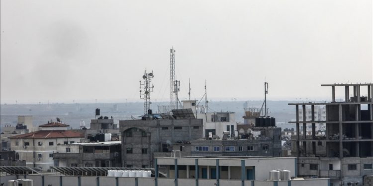 Gazze’de iletişim ve internet yeniden tamamen kesildi