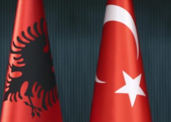 Türkiye ile Arnavutluk arasındaki diplomatik ilişkiler bir asrı geride bıraktı