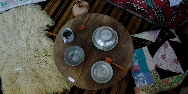 Evciler köyünün kültürel mirasını “kültürevi”yle gelecek nesillere aktarıyor