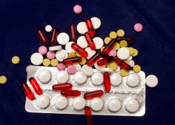 Çocuklardaki viral enfeksiyonlarda “antibiyotikte ısrarcı olunmamalı” uyarısı