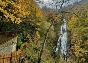 Düzce'deki "saklı cennet" olarak nitelenen tabiat parkı, her mevsim çekim merkezi oluyor