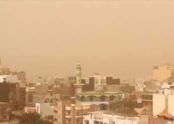 Dakar'da toz bulutları gökyüzünü kapladı