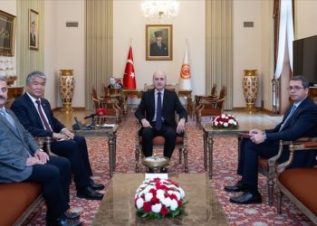 TBMM Başkanı Kurtulmuş, TÜRKSOY Genel Sekreteri Raev’i kabul etti