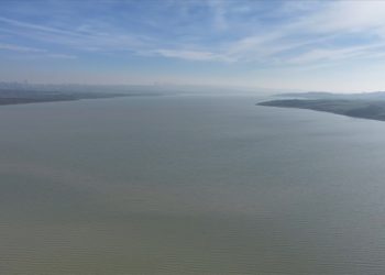 Kurumaya yüz tutan Büyükçekmece Gölü suyla dolmaya başladı