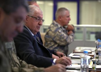 Bakan Güler, 29 hedefin imha edildiği hava harekatlarını sevk ve idare etti