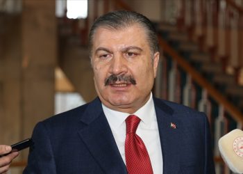 Sağlık Bakanı Koca’dan, kamuya 35 bin sağlık personeli alımına ilişkin paylaşım