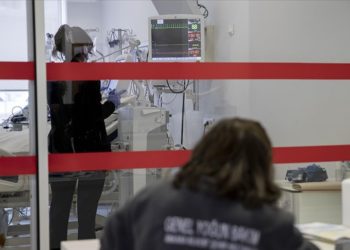 Yoğun bakımlarda “mevsimsel” etkiyle doluluk yaşanıyor