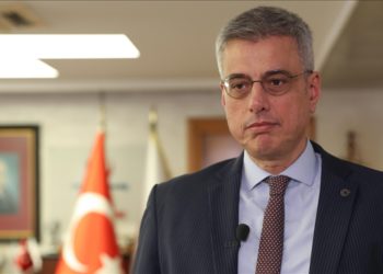 İstanbul İl Sağlık Müdürü Memişoğlu solunum yolu vakalarındaki artışı değerlendirdi