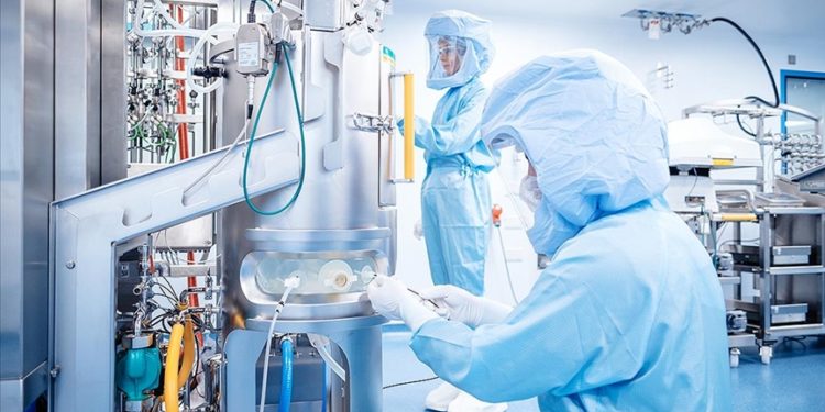 Alman BioNTech, kanser ilacına odaklanıyor