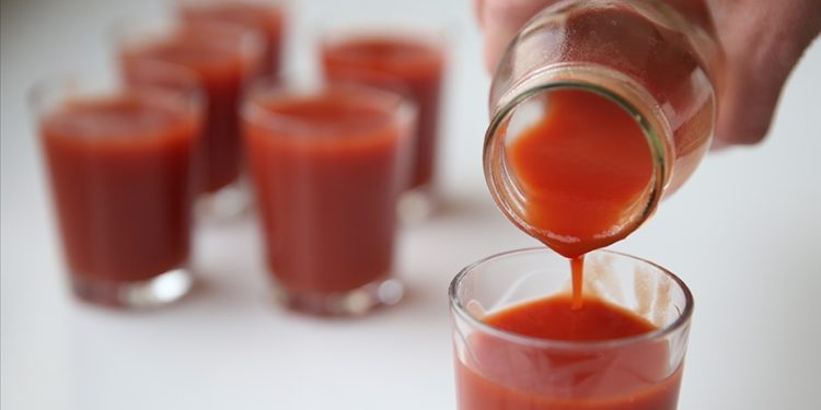 Domates suyunun antimikrobiyal özellikleri tifo hastalığının önüne geçebilir