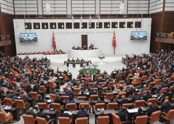 Çalışma hayatıyla ilgili düzenlemeler içeren kanun teklifi TBMM’de