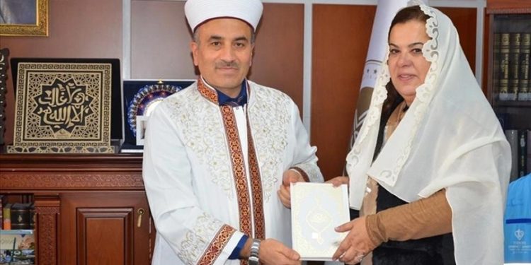 Brezilyalı kadın gezmek için geldiği Kapadokya’da Müslüman oldu