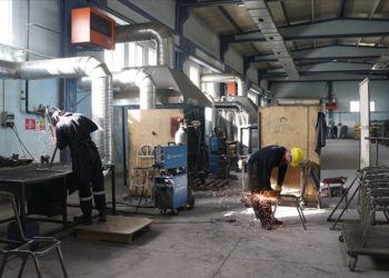 Hükümlüler, eğitim merkezine dönüştürülen eski koğuş binasında diploma sahibi oluyor