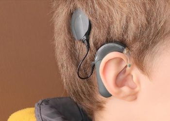 Araştırma: İşitme kaybı olan kişilerde cihaz kullanmak ömrü uzatabilir