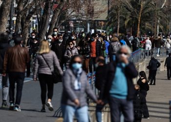 Artan enfeksiyonları engellemek için hijyen, sosyal mesafe ve maske kuralına uyulmalı