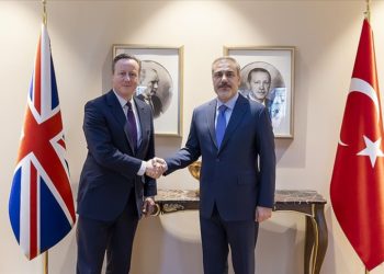 Bakan Fidan, İngiliz mevkidaşına Gazze’de ivedilikle tam ateşkesin sağlanması gerektiğini bildirdi