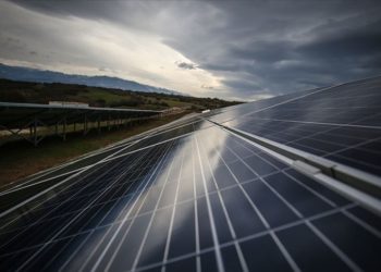 Enerji alanında düzenlemeler içeren kanun teklifi pazartesi Meclise sunulacak