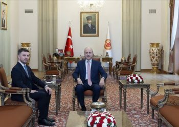TBMM Başkanı Kurtulmuş, Bosna Hersek'in Ankara Büyükelçisi Alagiç'i kabul etti