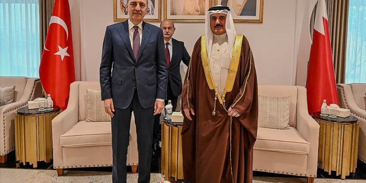 TBMM Başkanı Kurtulmuş, Bahreyn’de Temsilciler Meclisi Başkanı Al Musalam ile görüştü