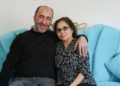 Babasından nakledilen böbreği iflas eden kadın, evlilik yıl dönümünde eşinin böbreğiyle hayata tutundu