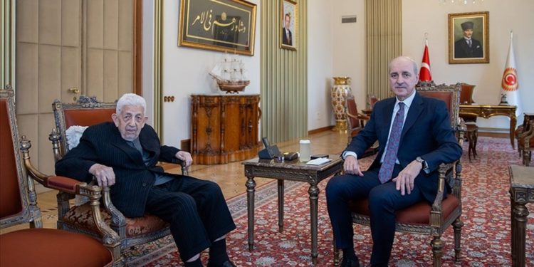 TBMM Başkanı Kurtulmuş, ESAM Genel Başkanı Kutan’ı ağırladı