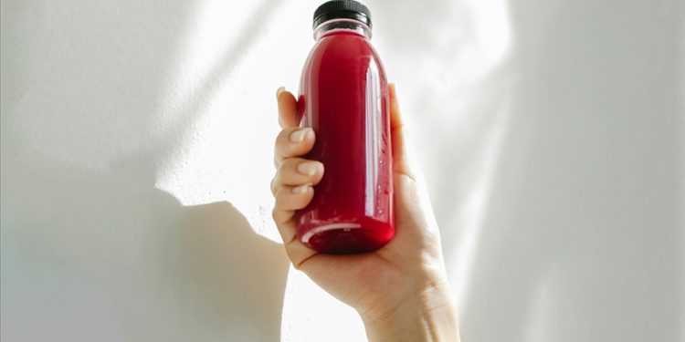 Araştırma: Çocuklarda saf meyve suyu tüketimi vücut kitle indeksinde artışa yol açabilir