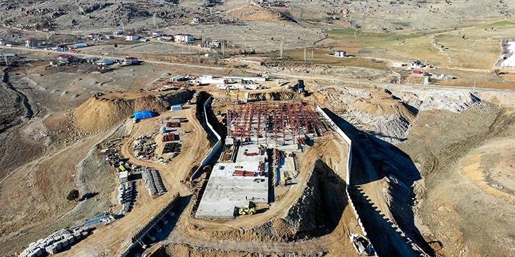 Nurhak Acil Durum Hastanesi 453 kazık üzerine çelikten inşa ediliyor