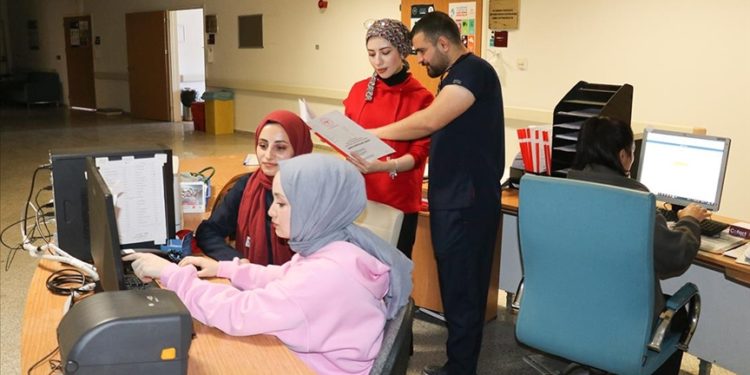 “Kanser ve tümör hastaları” başka illere gitmeden Ağrı’da tedavi olabiliyor