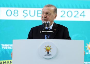 Hedefimiz 2 ayda deprem bölgesi genelinde 75 bin konutun teslimini yapmaktır