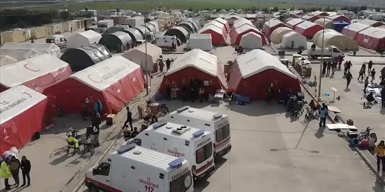 Deprem bölgesinde bir yılda 50 milyona yakın birinci basamak muayenesi yapıldı