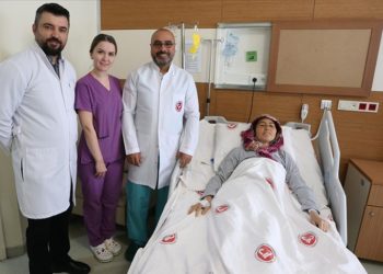 Böbrek hastası kadın 11 yıl sonra nakille sağlığına kavuştu