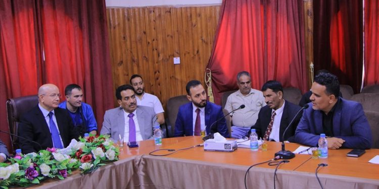 Türkiye'nin Sana Büyükelçisi Pulat, Hadramut'ta Kızılay'ın katarakt projesi açılışını yaptı