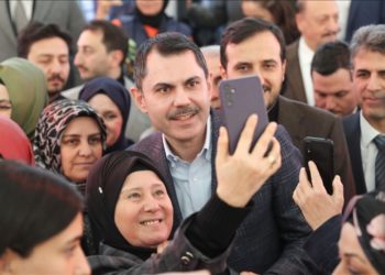 İBB Başkan adayı Kurum Bağcılar’da ev hanımlarıyla bir araya geldi