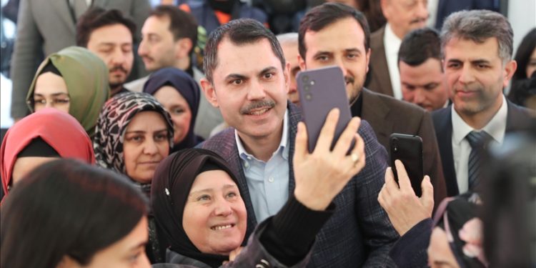 İBB Başkan adayı Kurum Bağcılar’da ev hanımlarıyla bir araya geldi