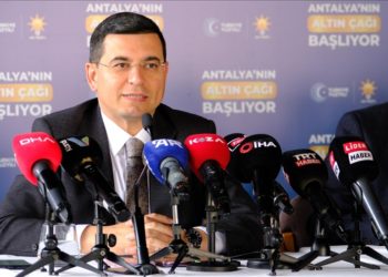 Cumhur İttifakı’nın Antalya Büyükşehir Belediye Başkan Adayı Tütüncü, projelerini anlatt