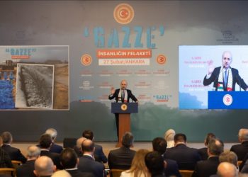 İnsanlıktan yana olanlar ayağa kalkmıştır ve dünyada zulme karşı insanlık cephesi kurulmuştur