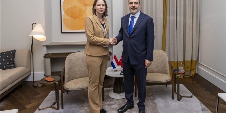 Bakan Fidan, Münih’te Hollandalı ve İsveçli mevkidaşlarıyla bir araya geldi