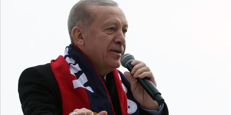 Bizim en öncelikli konumuz deprem bölgesidir