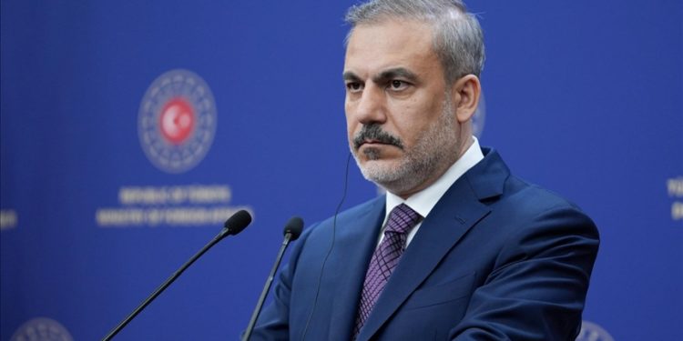 AB’nin artık Türkiye’ye yaklaşımında kimlik siyasetini sona erdirmesi gerekmekte