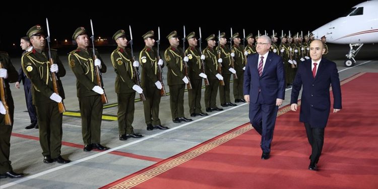 Milli Savunma Bakanı Güler, Irak'taki temasları kapsamında Erbil'e gitti