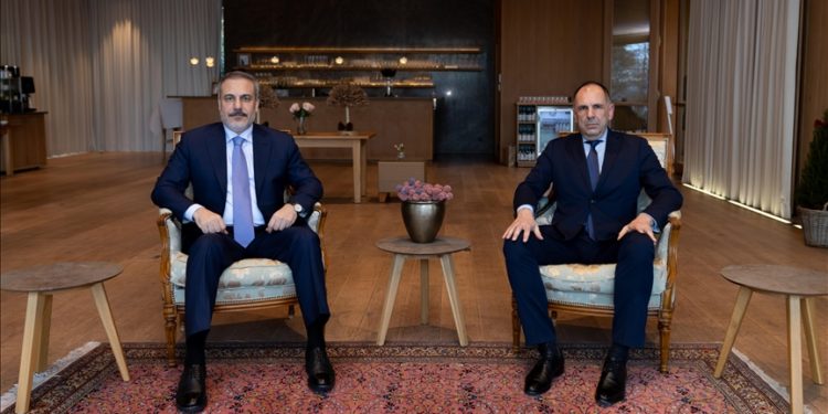 Dışişleri Bakanı Fidan, Almanya'da Yunan mevkidaşı Yerapetritis ile görüştü