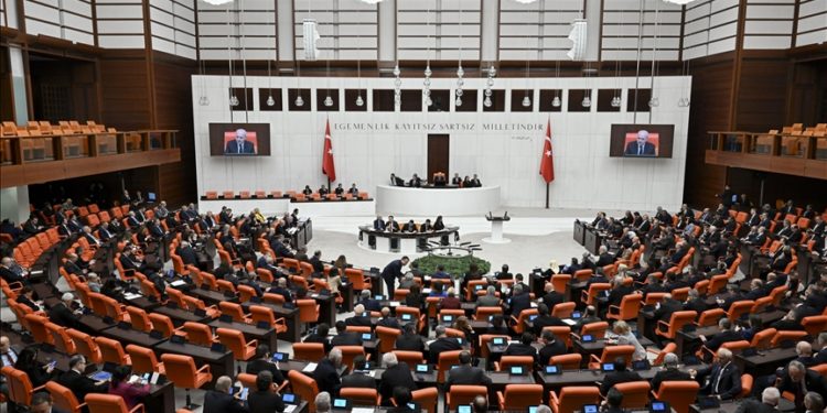 8. Yargı Paketi TBMM Başkanlığına sunuldu