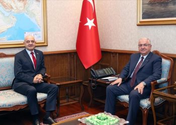 Milli Savunma Bakanı Güler, Polonya'nın Ankara Büyükelçisi Lang'ı kabul etti