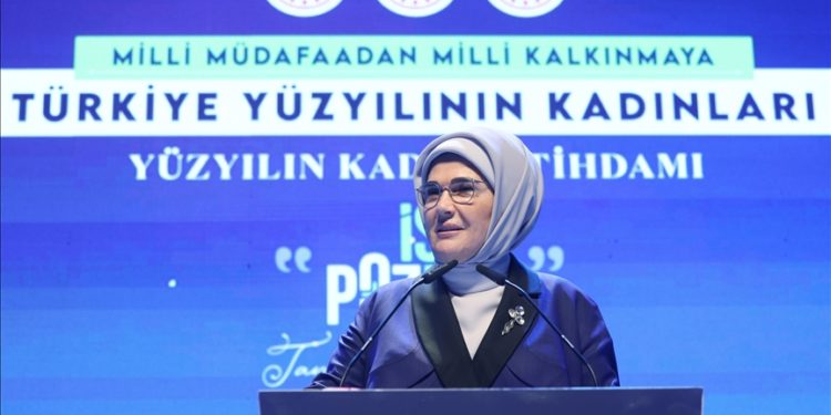 Kadınların hak ettiği ölçüde kendisine yer bulamadığı toplum her türlü saldırıya açık hale gelir