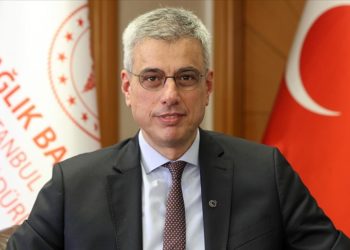 Türkiye’nin “sağlık üssü” İstanbul’da binlerce depremzedenin yaraları sarıldı