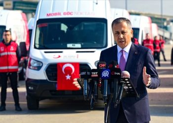 Türkiye genelinde Mobil Göç Noktası araçlarında toplam 286 bin 102 yabancının kontrolleri yapıldı