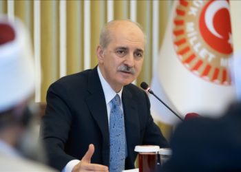 TBMM Başkanı Kurtulmuş, Kanada Diyanet Teşkilatı ve Kanadalı Müslüman kanaat önderlerini kabul etti